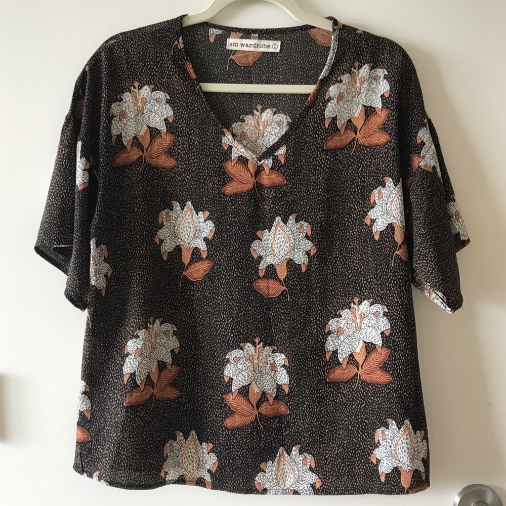 sm wardrobe black shear floral shirt,Large